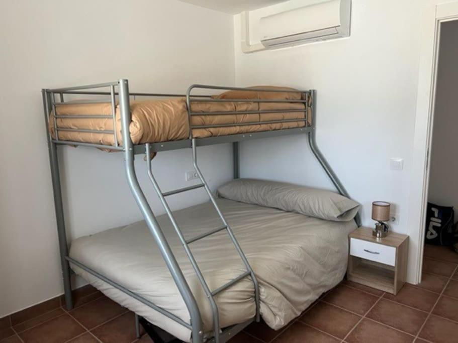 Villa Rural Con Amplia Piscina Campillo de Altobuey Extérieur photo